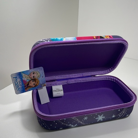 Frozen Molded Pencil Case - Elsa and Anna - Girls Birthday Gift - School/Office - Picture 5 of 5